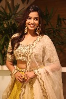 Actress Pujita Ponnada Stills